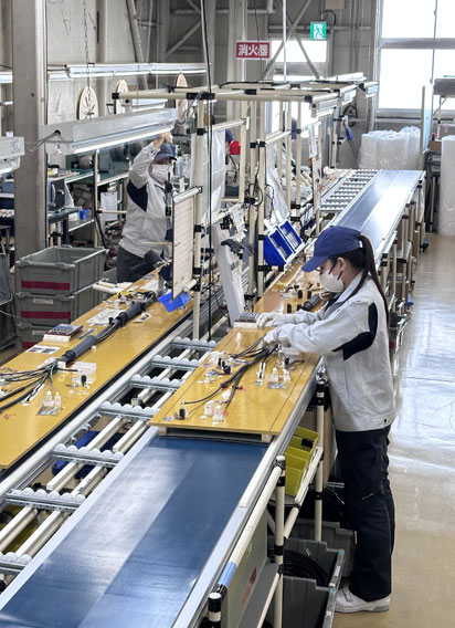 Large conveyor(3.5m)   for harness assembly